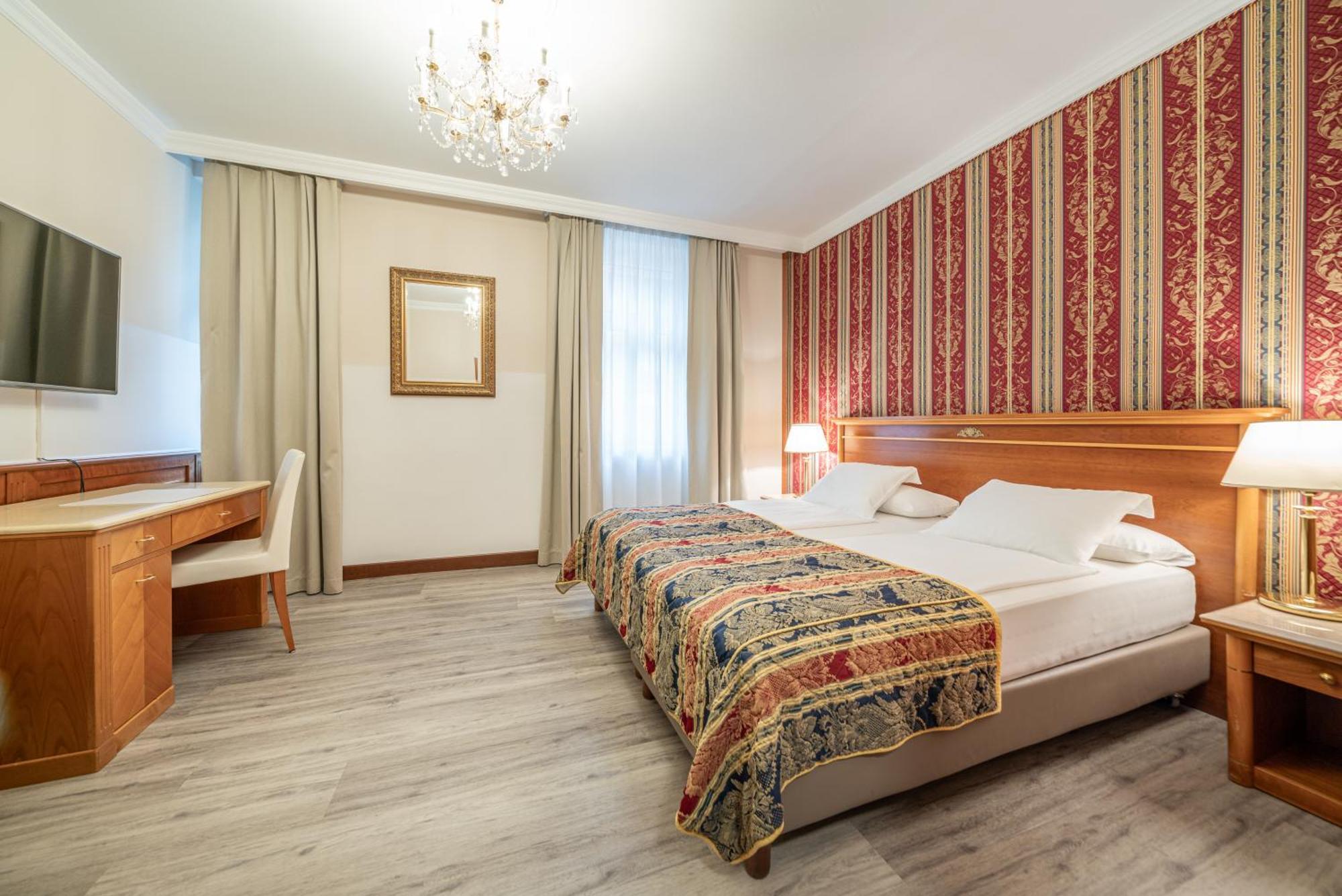Hotel Neue Post I Self Check-In Innsbruck Bagian luar foto