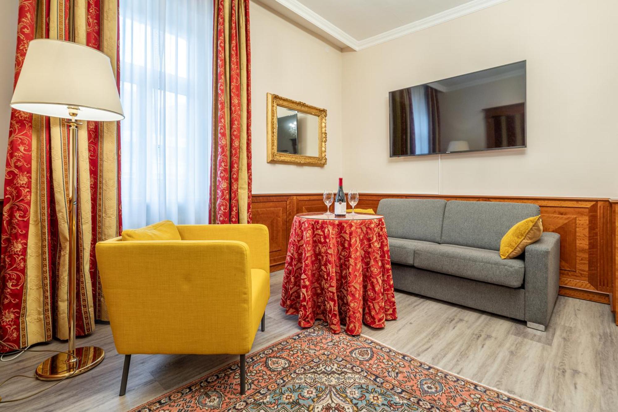 Hotel Neue Post I Self Check-In Innsbruck Bagian luar foto