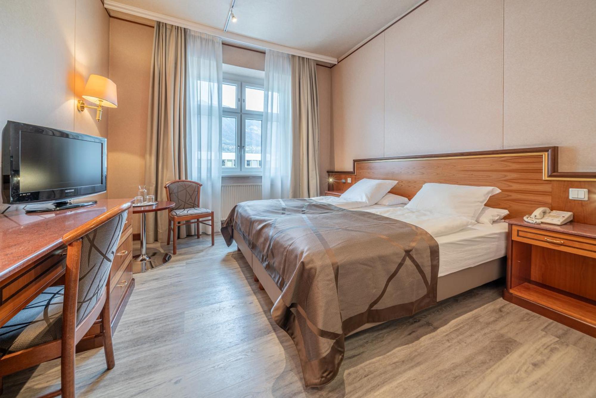 Hotel Neue Post I Self Check-In Innsbruck Bagian luar foto